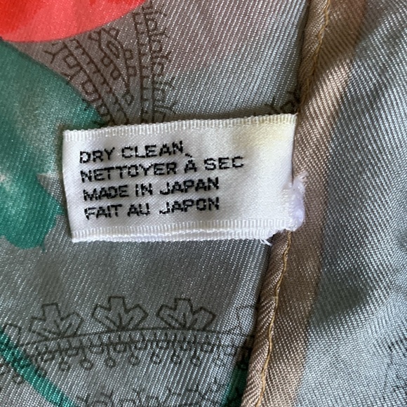Vintage Vera Neumann Silk Scarf - Picture 6 of 6
